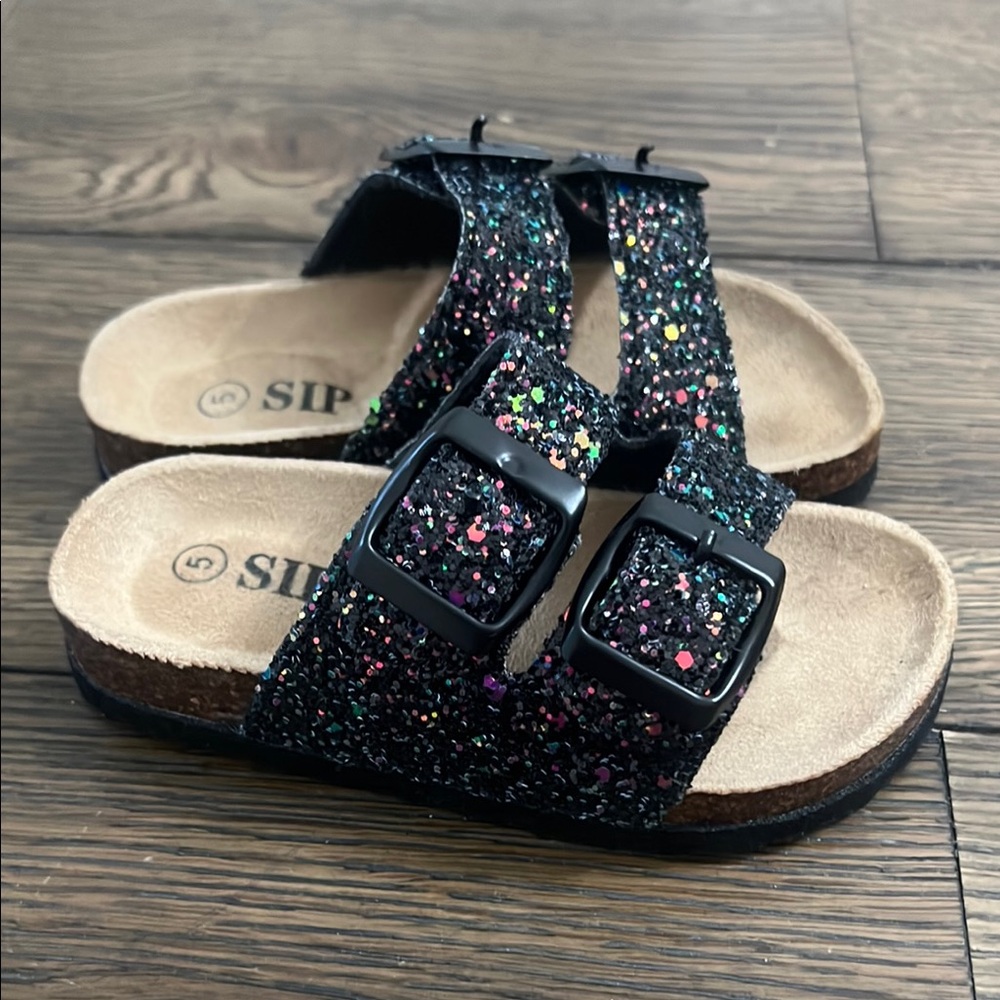 Black Glitter Two-Strap Sandals with Adjustable Buckles Toddler size 5
